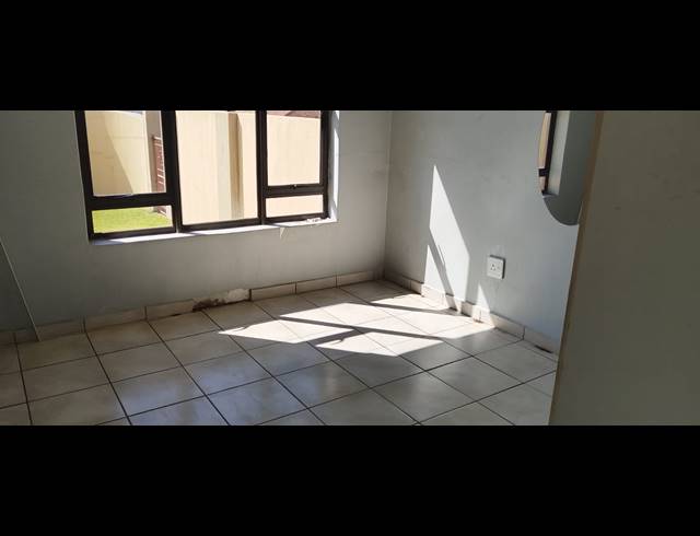 2 BEDROOM APARTMENT FOR SALE IN REYNO RIDGE